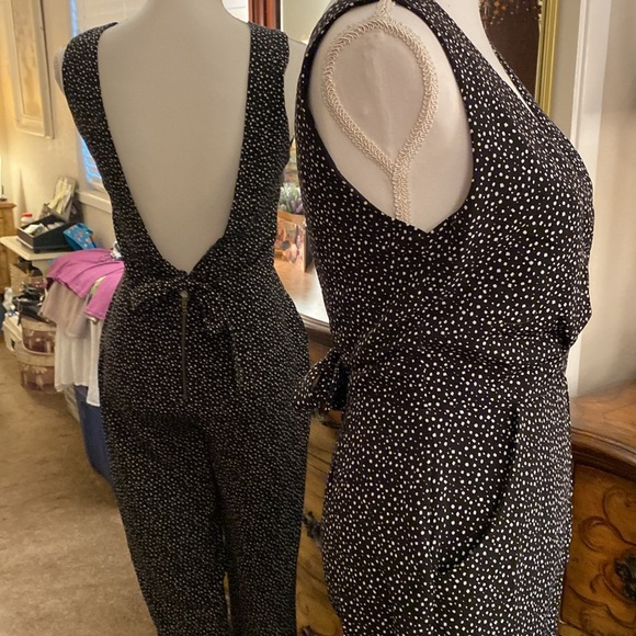 Sam Edelman Jumpsuit Black and White Polka Dot - Picture 4 of 12